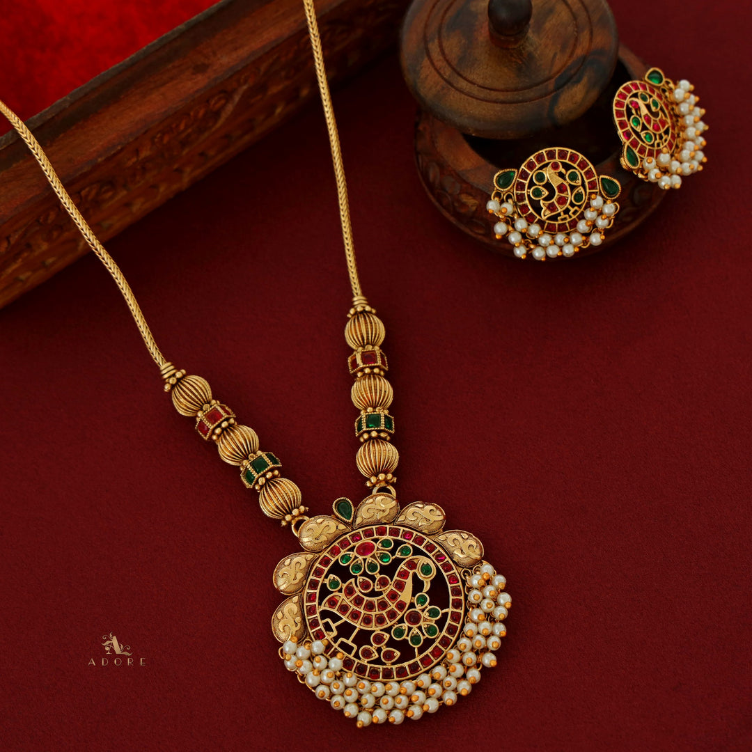 Aadhira Mayura Bead Pearl Cluster Neckpiece with Earring