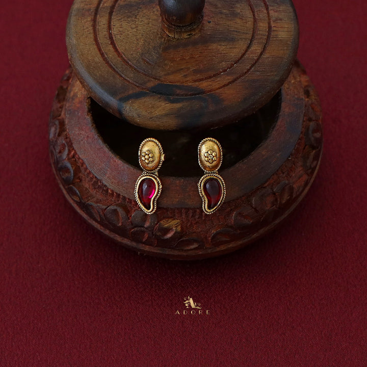 Aamrikha Short Neckpiece with Earring