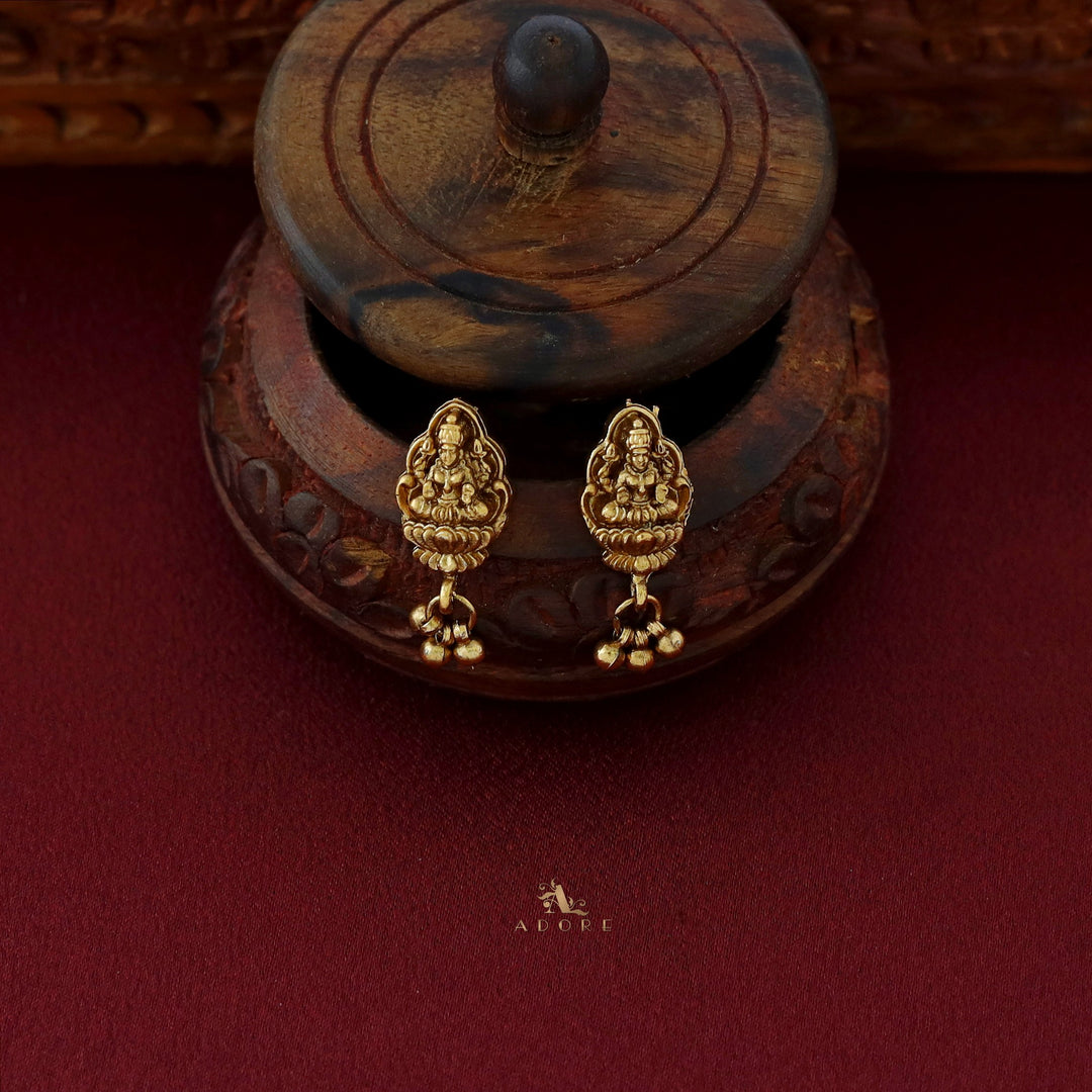 Gowri Devi Pearl Neckpiece with Earring