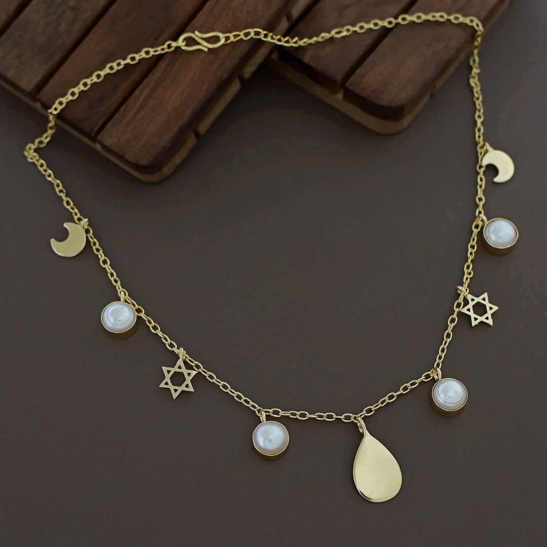Golden Astral Fresh Water Pearl Neckpiece