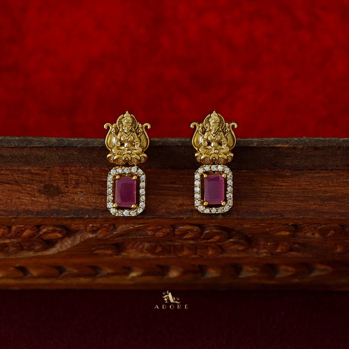 Tavisha Devi Rectangle Short Neckpiece With Earring