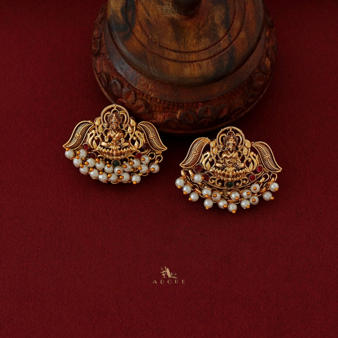 Anika Devi Cluster Pearl Neckpiece with Earring