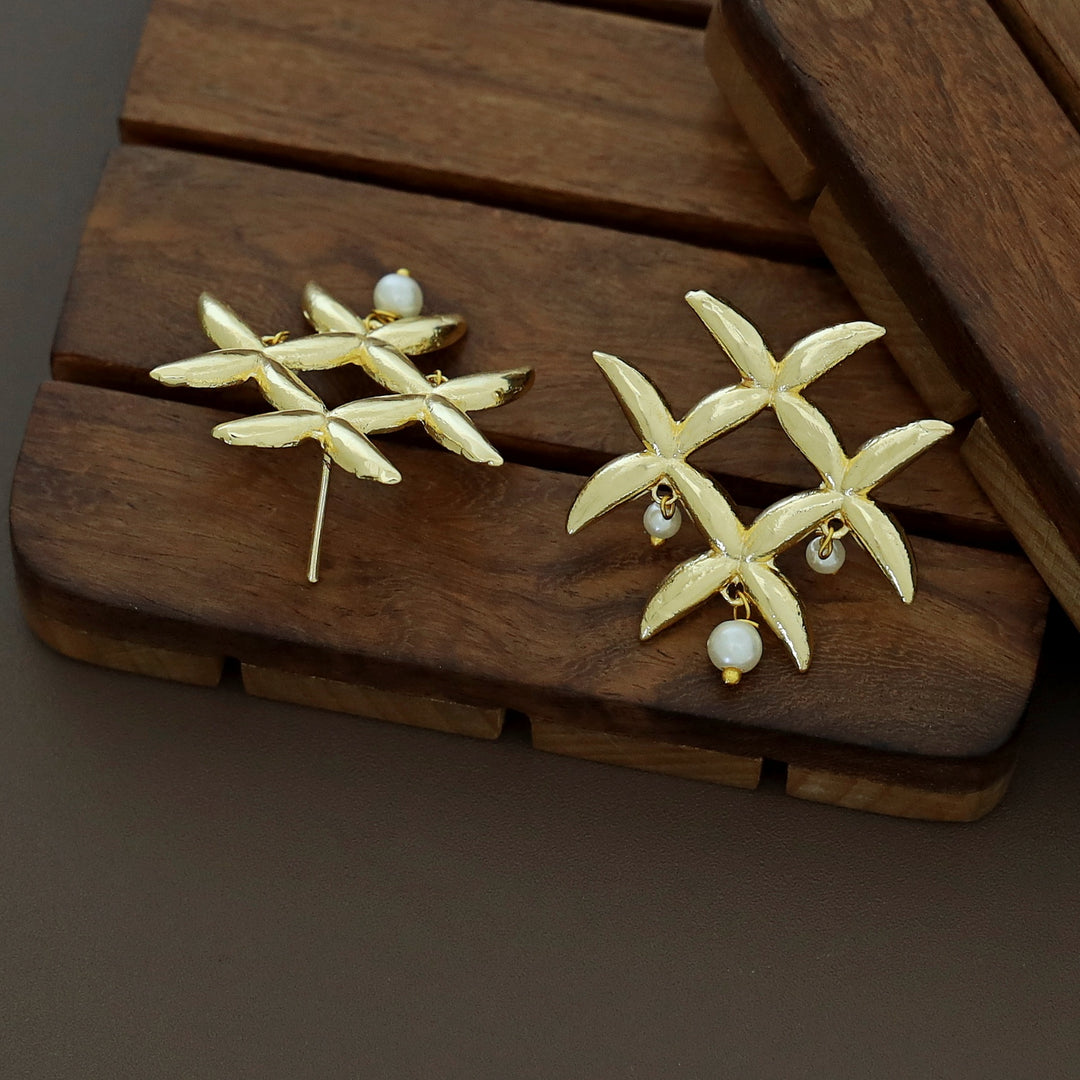 Mehal Golden Tetra Flower Pearl Earring