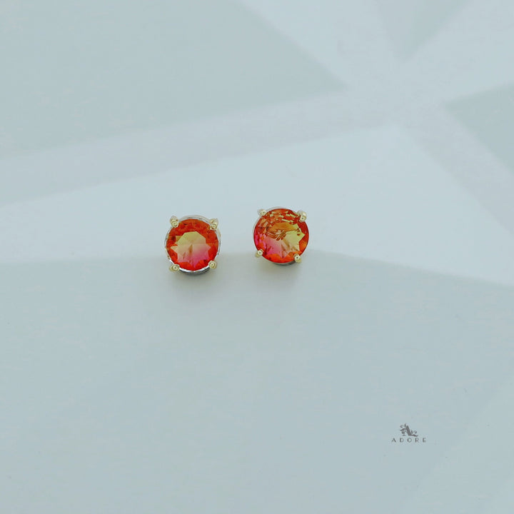 Chloe Round Claw Glossy Stud