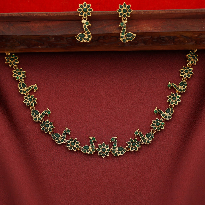 Vidhi Mayura Floral Short Neckpiece With Earring