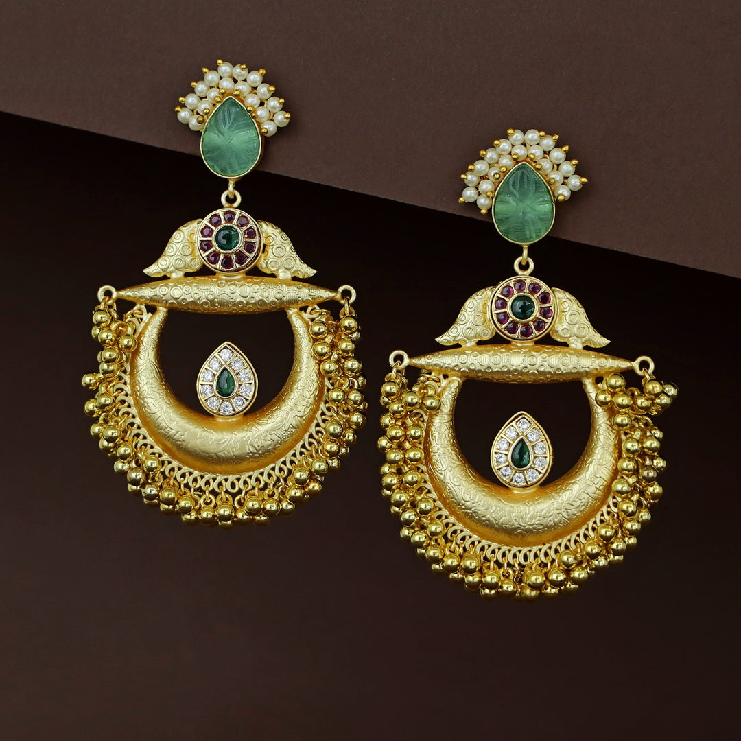 Yadavi Golden Ghungroo Cluster Pearl Earring