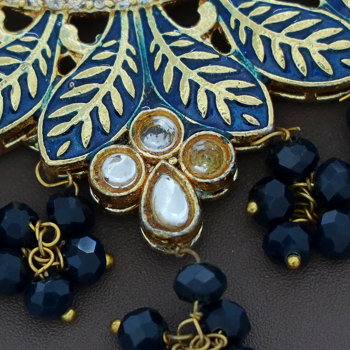 Charushila Kundan Pearl Neckpiece With Earring