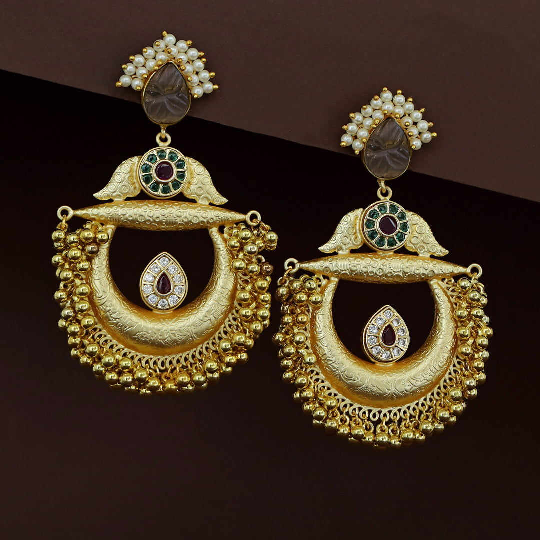 Yadavi Golden Ghungroo Cluster Pearl Earring