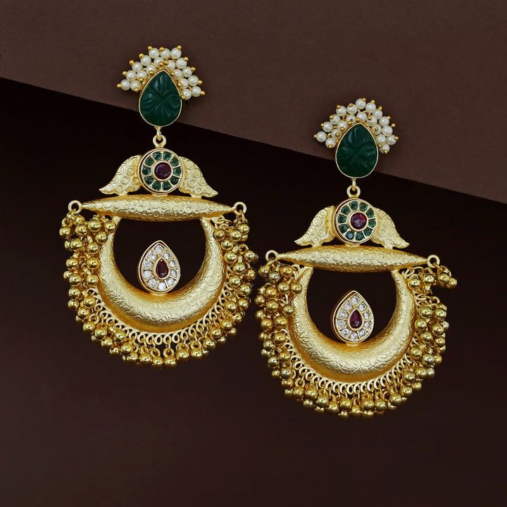 Yadavi Golden Ghungroo Cluster Pearl Earring