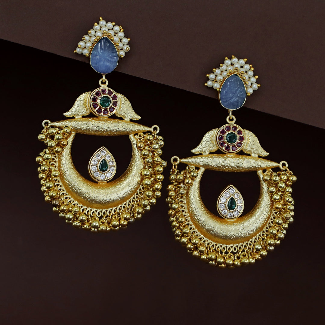 Yadavi Golden Ghungroo Cluster Pearl Earring