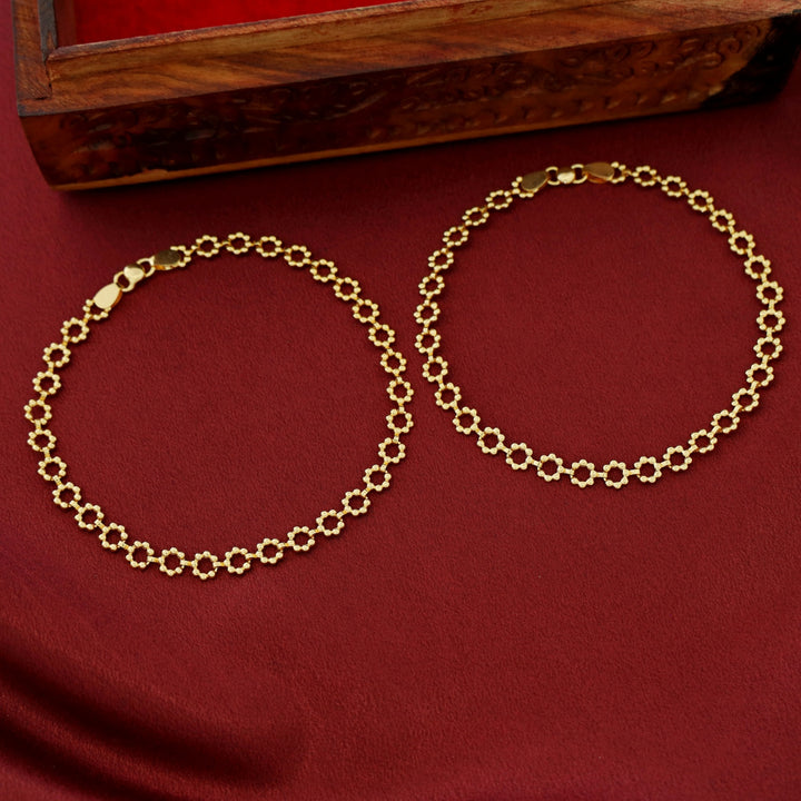 Lasya Golden Floral Anklet
