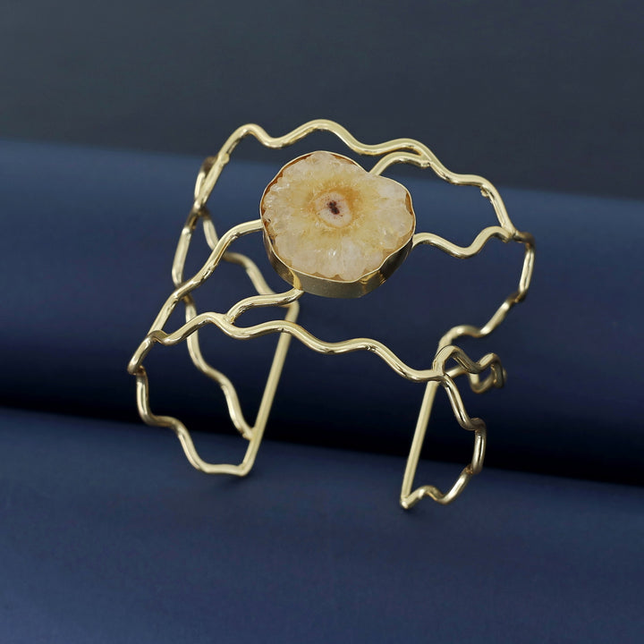 Golden Wavy Agate Stone Bangle