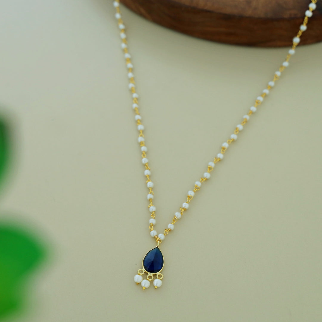 Carly Pearl Drop Glossy Neckpiece