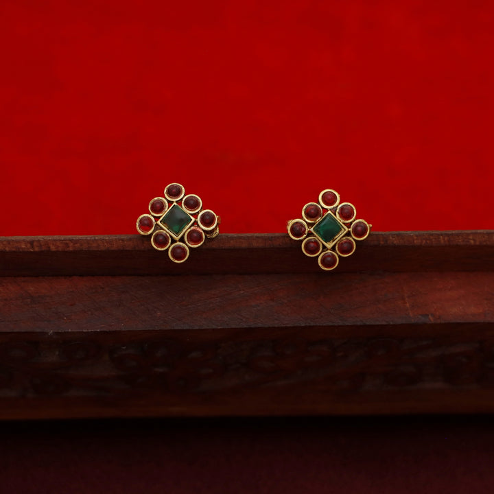 Shakti Diamond Golden Ball Choker With Stud