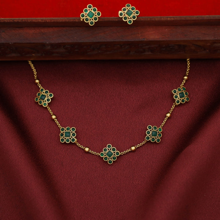 Shakti Diamond Golden Ball Choker With Stud