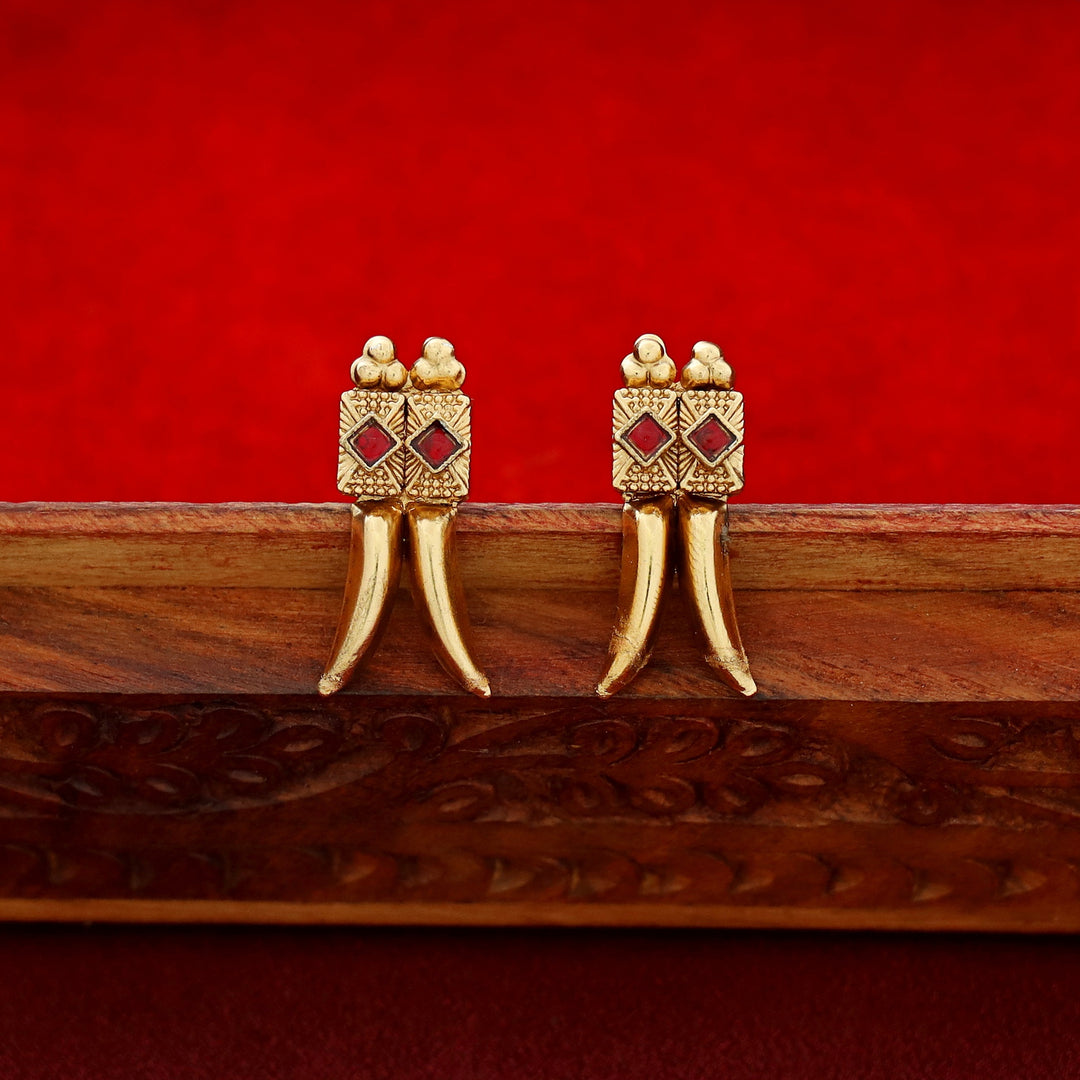 Sayannah Mulla Mottu Short Neckpiece With Earring