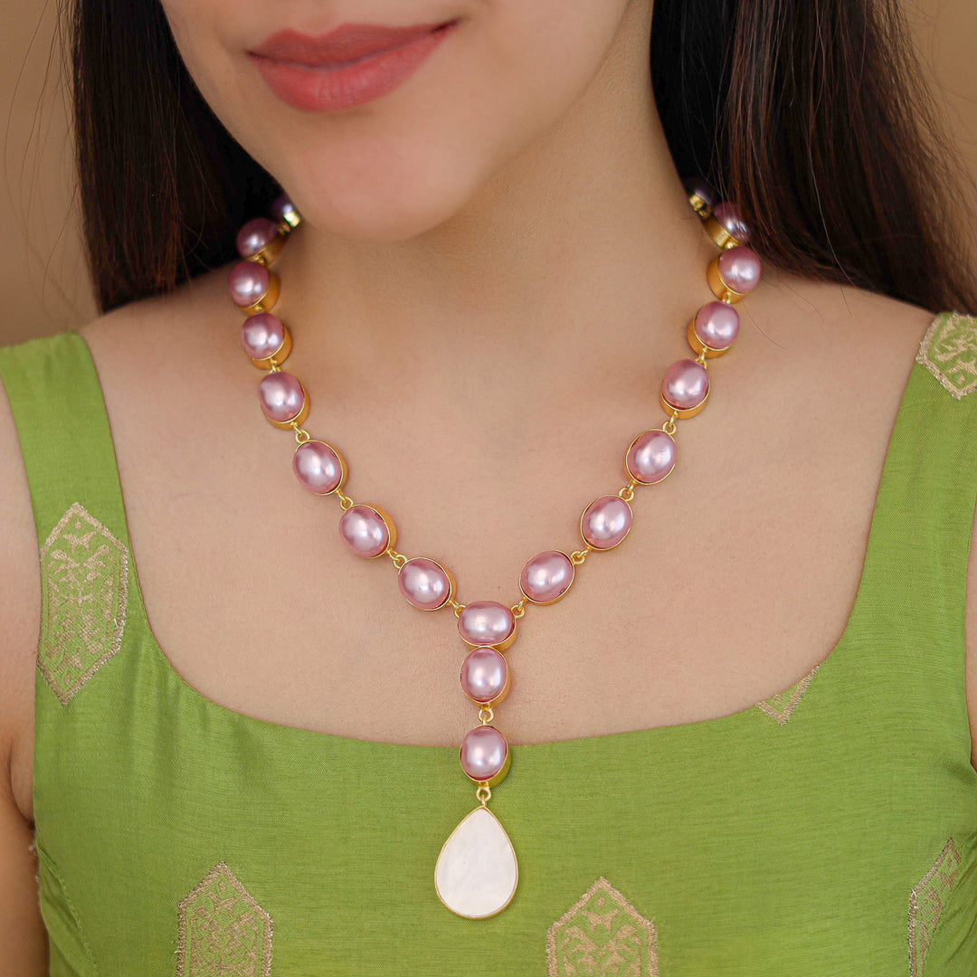 Vincy Oval Pearl MOP Neckpiece