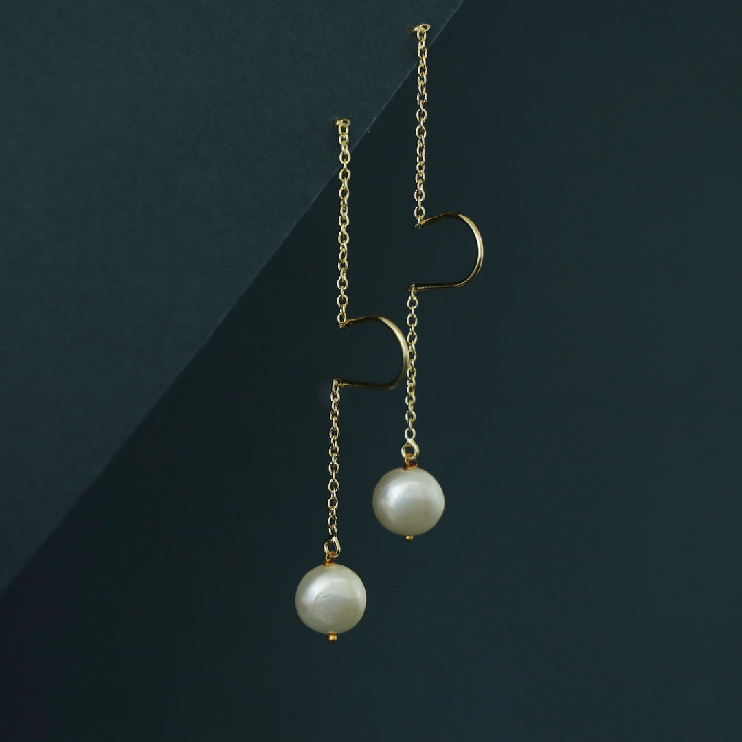 Pearl Needle and Thread Drop