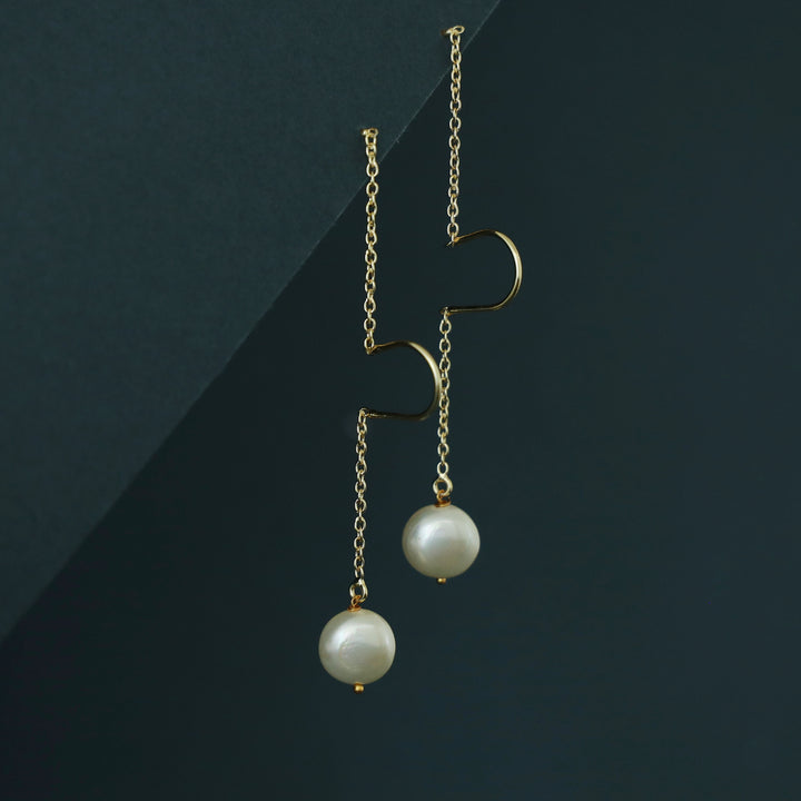 Pearl Needle and Thread Drop