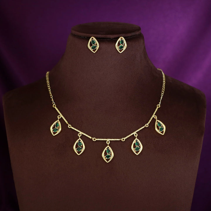 Golden Hammered Stick Glossy Eye Shaped Neckpiece With Earring