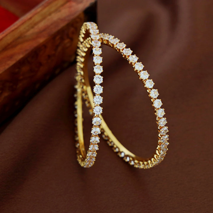 Saanvi AD Stone Bangle