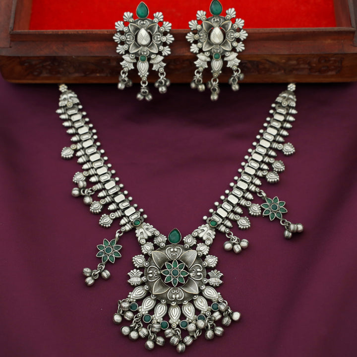 Arpnita Antique Floral Neckpiece With Earring