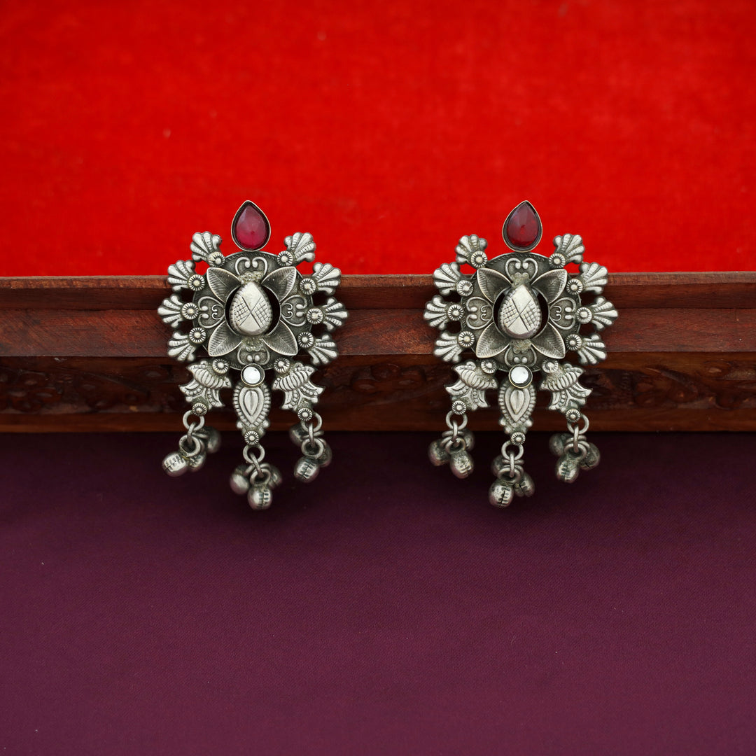 Arpnita Antique Floral Neckpiece With Earring