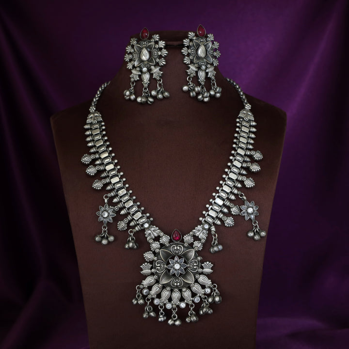 Arpnita Antique Floral Neckpiece With Earring