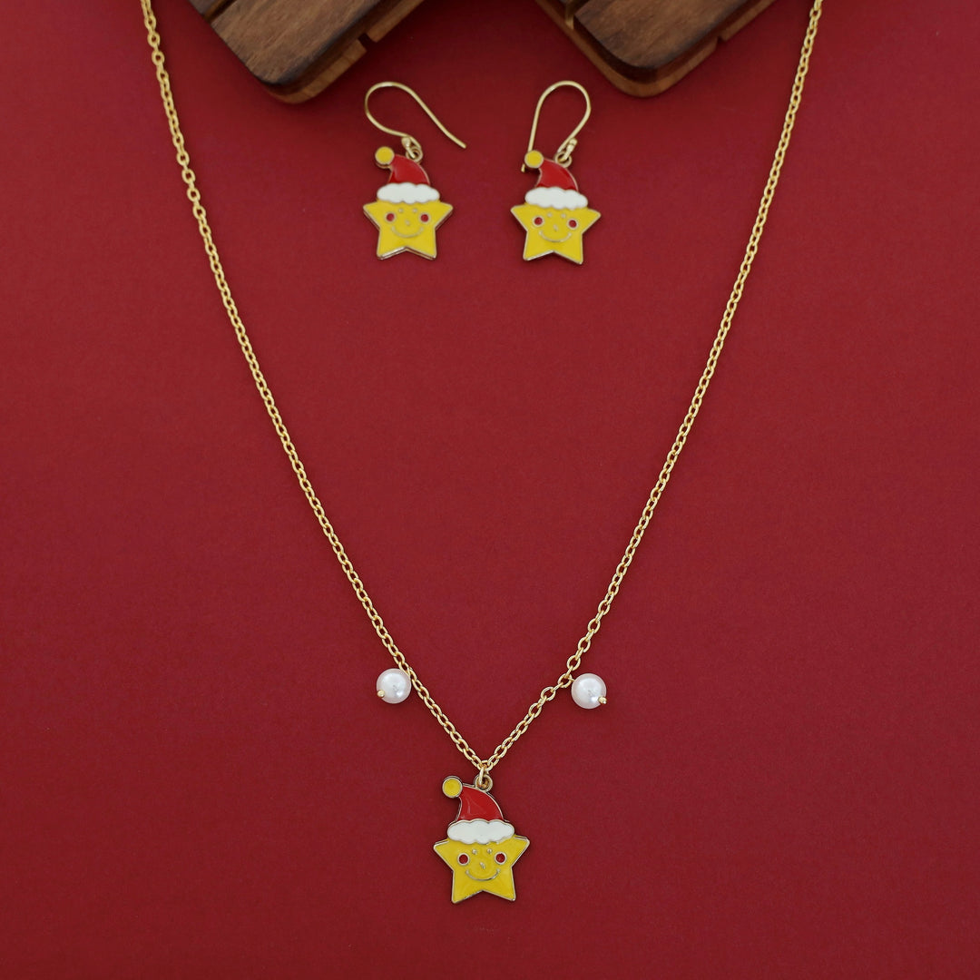 X'mas Charm Single Pendant + Pearl Neckpiece With Drop