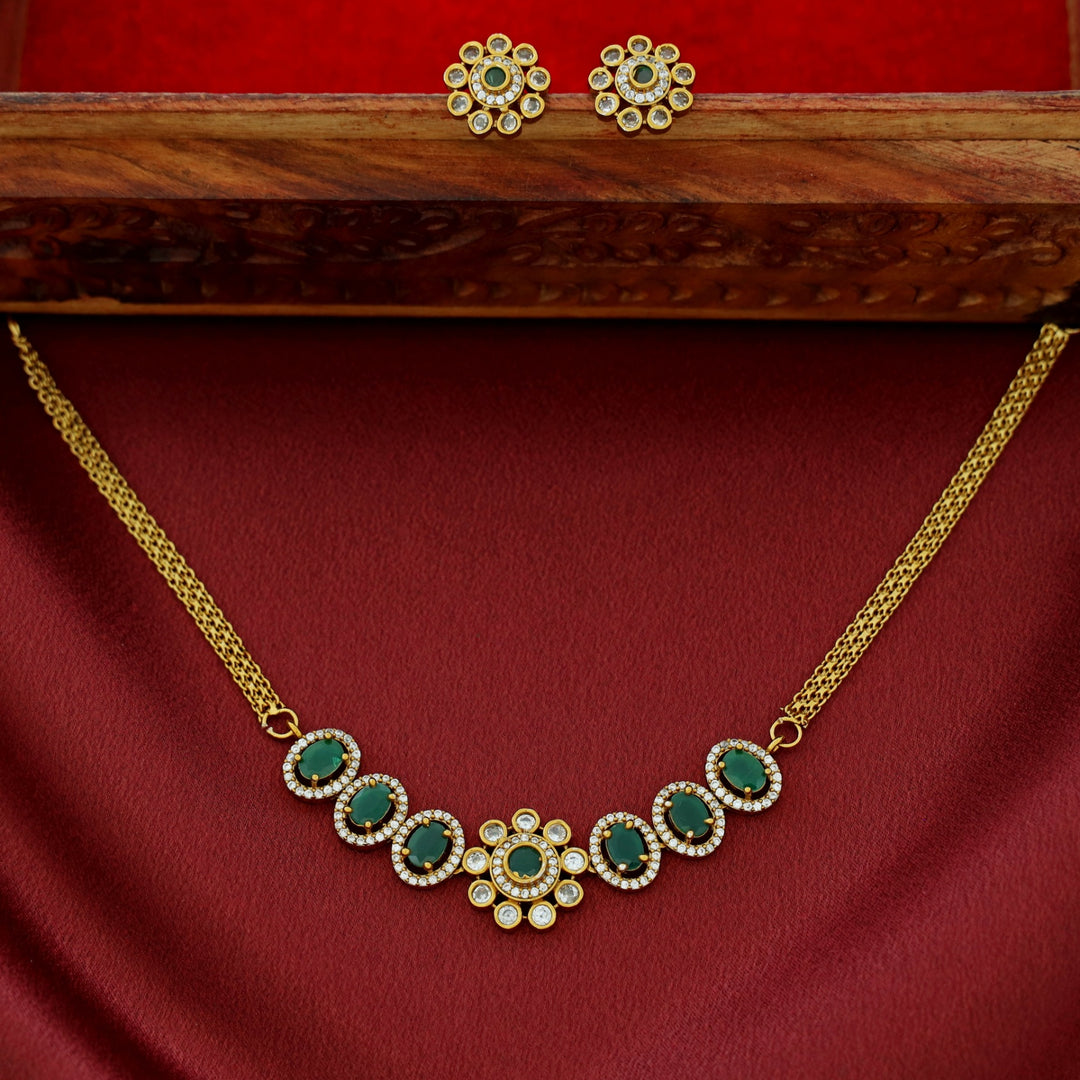 Ashisha Flower Glossy Oval AD Choker/ Short Neckpiece with Earring