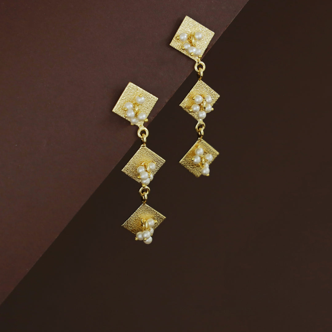 Lindy Golden Textured Tri Square Pearl Earring