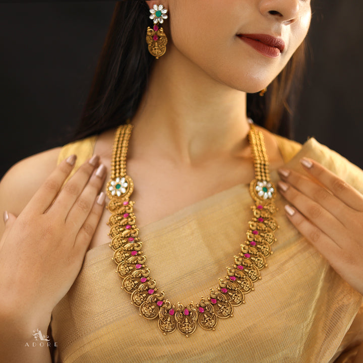 Mahavidya Mayoora Bridal Neckpiece With Earring