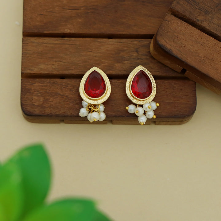 Giada Textured Drop Glossy Stone Pearl Earring