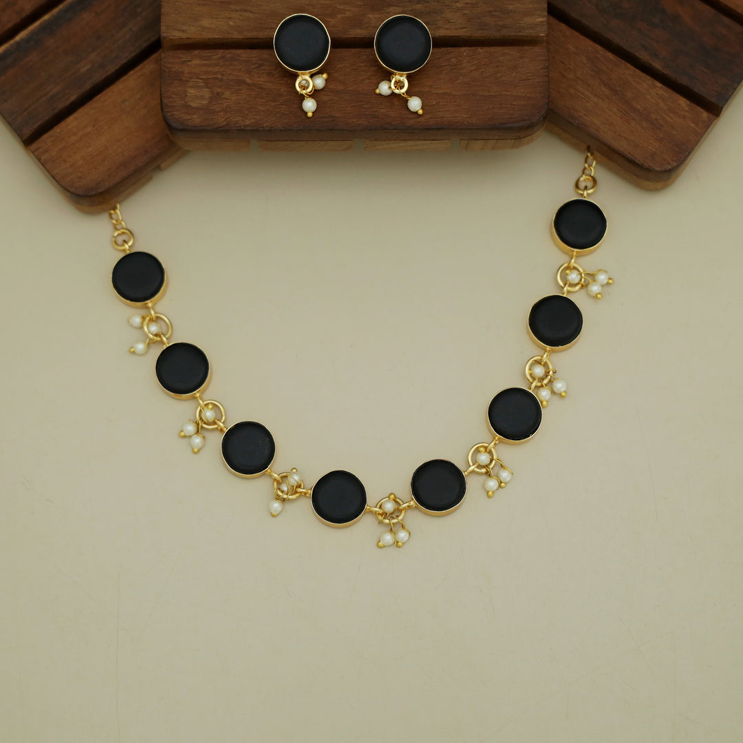 Eudor Round Raw Stone Pearl Short Neckpiece/Choker With Earring