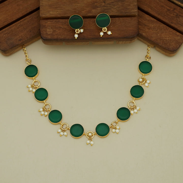 Eudor Round Raw Stone Pearl Short Neckpiece/Choker With Earring