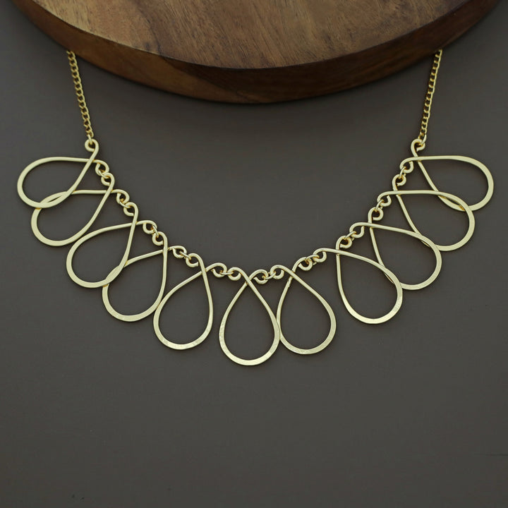 Ainara Golden Drop Neckpiece
