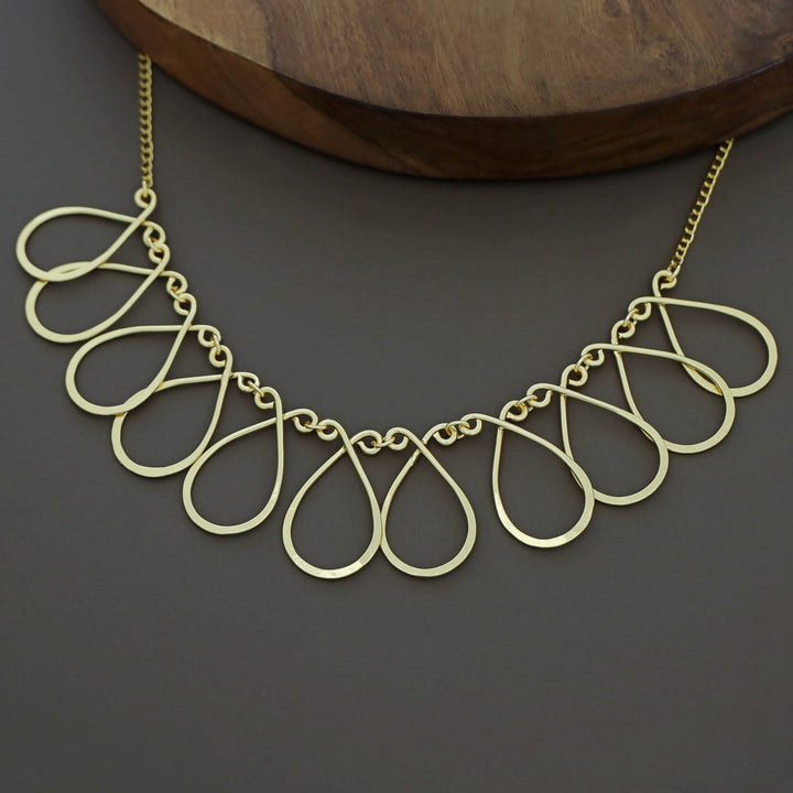 Ainara Golden Drop Neckpiece
