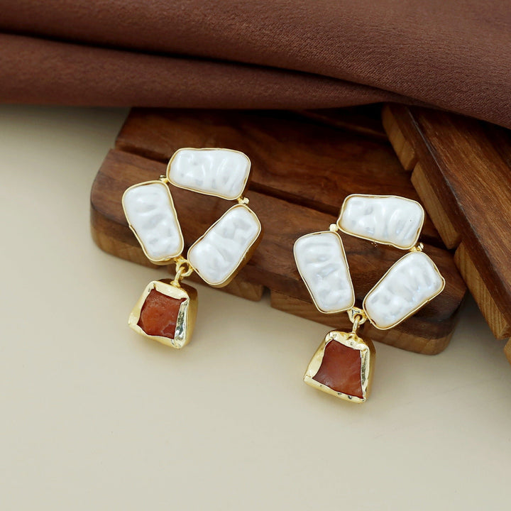 Shanaya Raw Stone + Baroque Earring