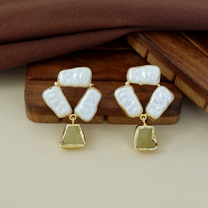 Shanaya Raw Stone + Baroque Earring