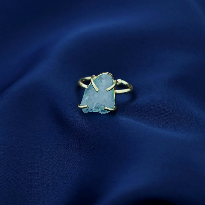 Dilrupa Raw Stone Ring