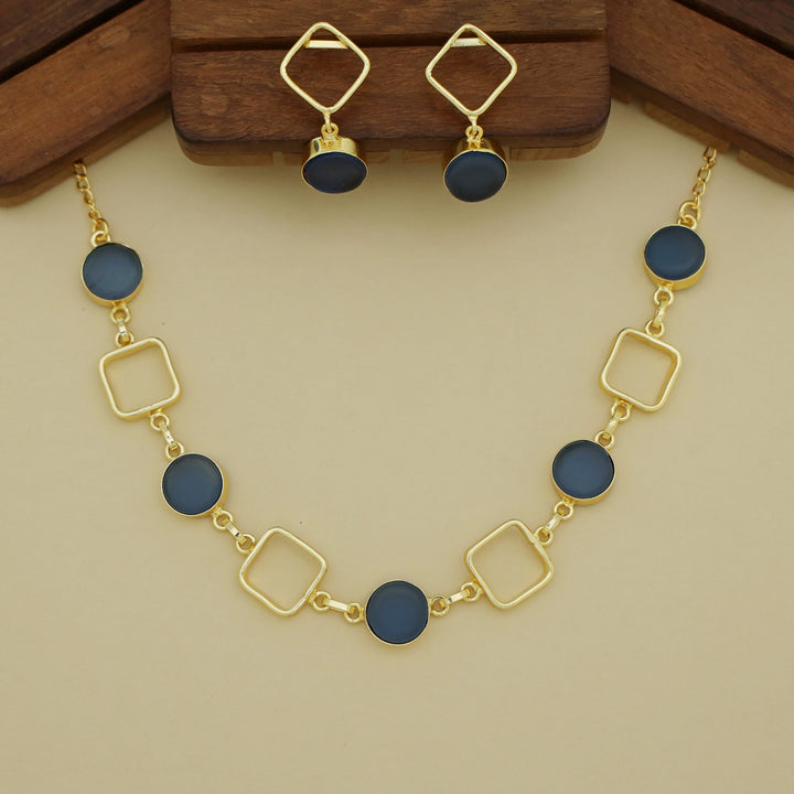 Charul Glossy 4 Square Neckpiece With Earring