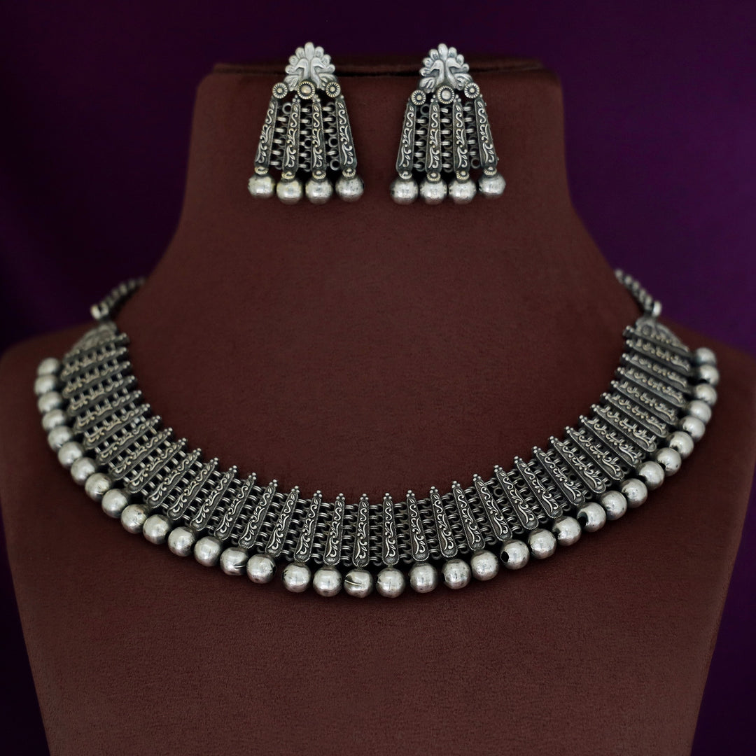 Dhilishya Silver Ball Short Neckpiece With Earring