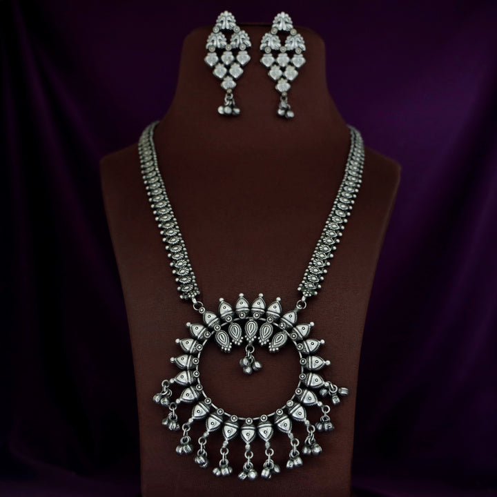 Lavina Ghungroo Antique Long Neckpiece With Earring