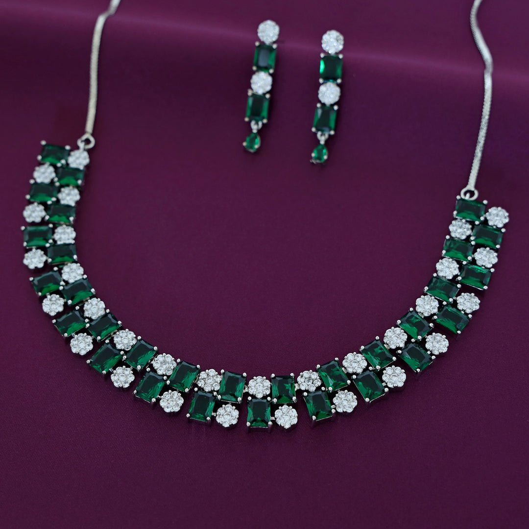 Silver Royal Bride Short Neckpiece With Earring