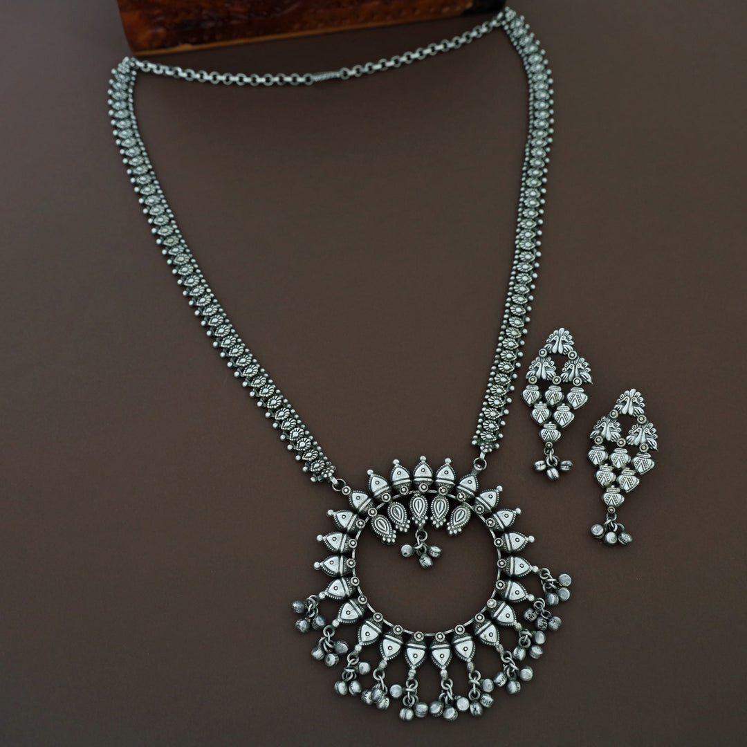 Lavina Ghungroo Antique Long Neckpiece With Earring