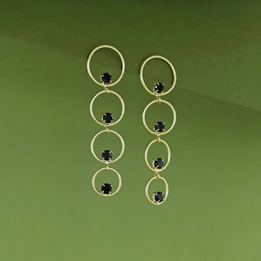 Zaya Tetra Glossy Pearl Earring