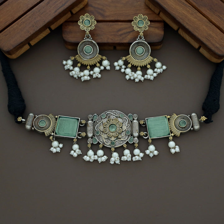 Onika Dual Tone Choker With Earring