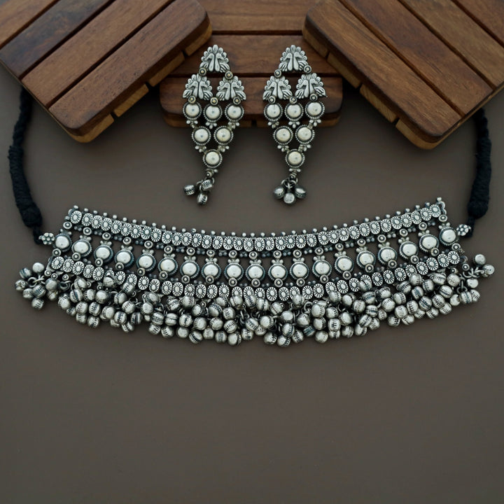 Chima Ghungroo Choker With Earring