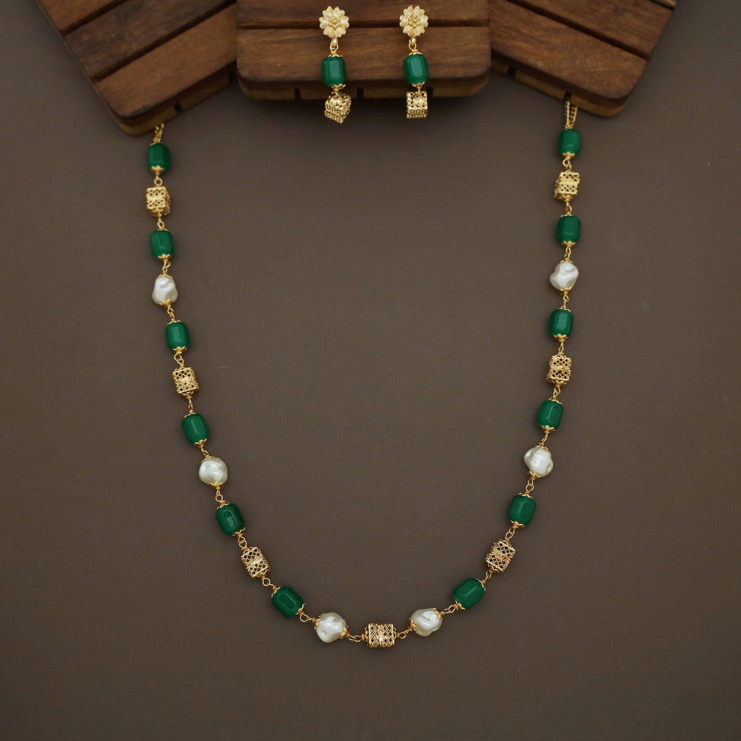 Riley Beaded Baroque Neckpiece with Earring