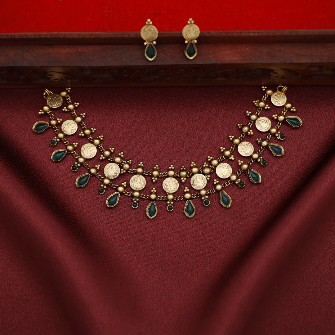 Chitrani Kashi 2 Layer Choker / Neckpiece With Earring